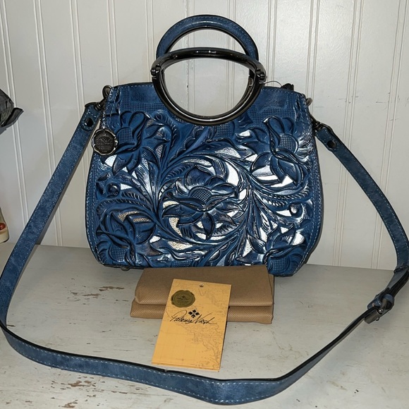 Patricia Nash Handbags - NWT Patricia Nash blue leather cut out tooling satchel shoulder bag